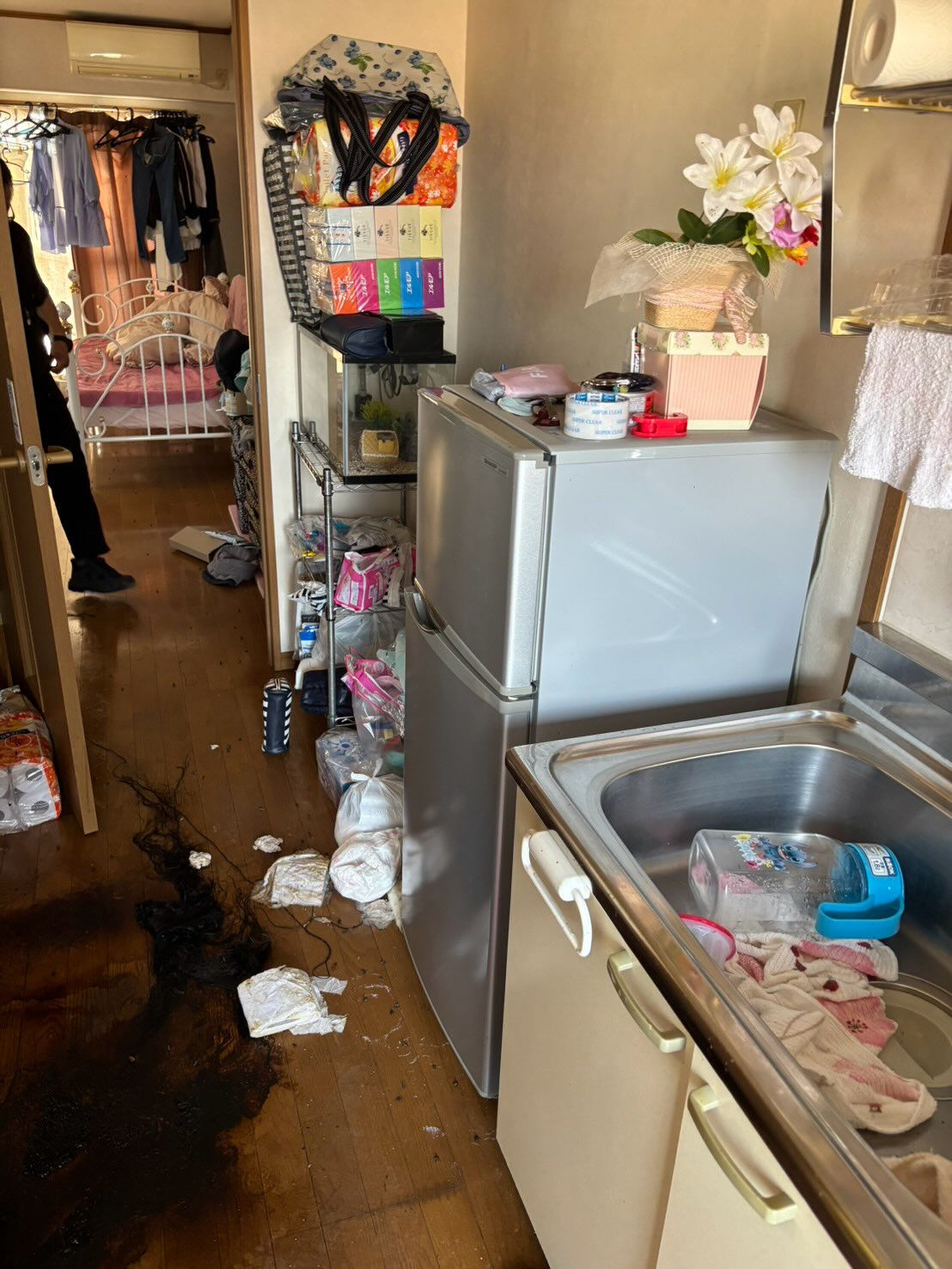 松山市W様特殊清掃、遺品整理 
