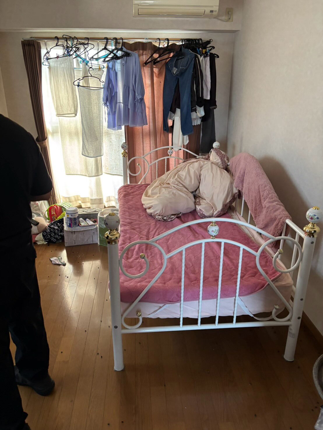 松山市W様特殊清掃、遺品整理 