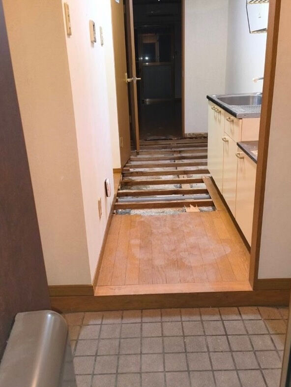 松山市W様特殊清掃、遺品整理 